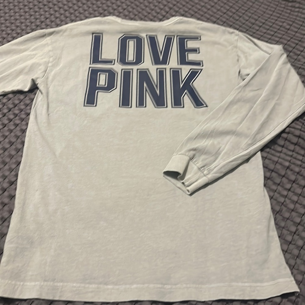 Victoria’s Secret PINK Long Sleeve